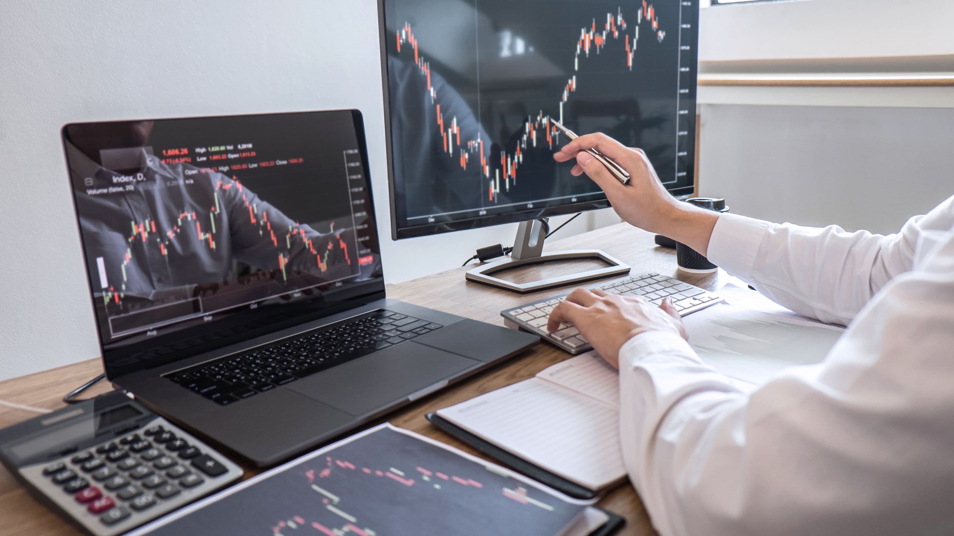 How AI Is Helping First-Time Investors Stop Making Rookie Mistakes