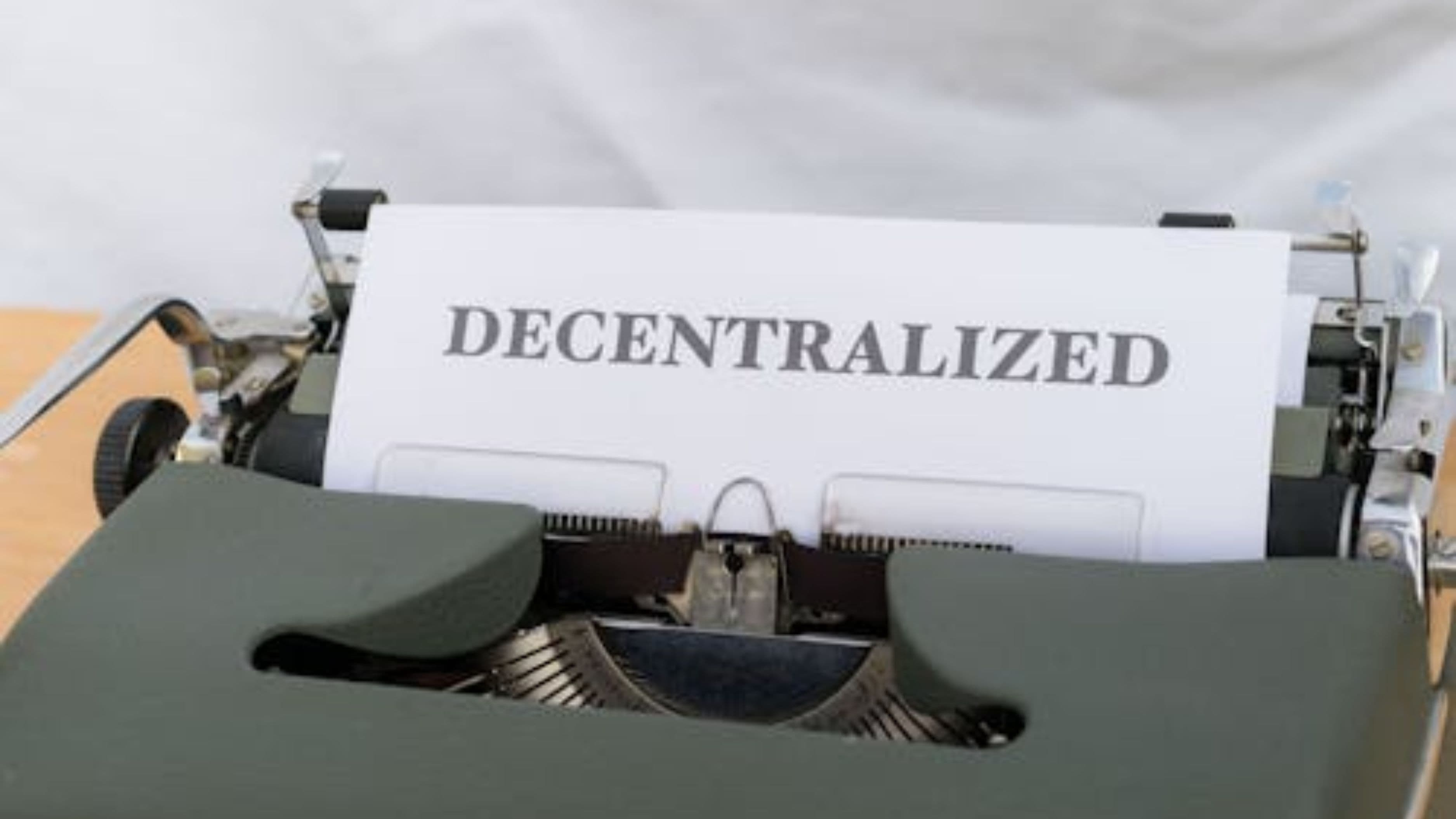 What Are Daos and Can They Actually Replace Traditional Finance?