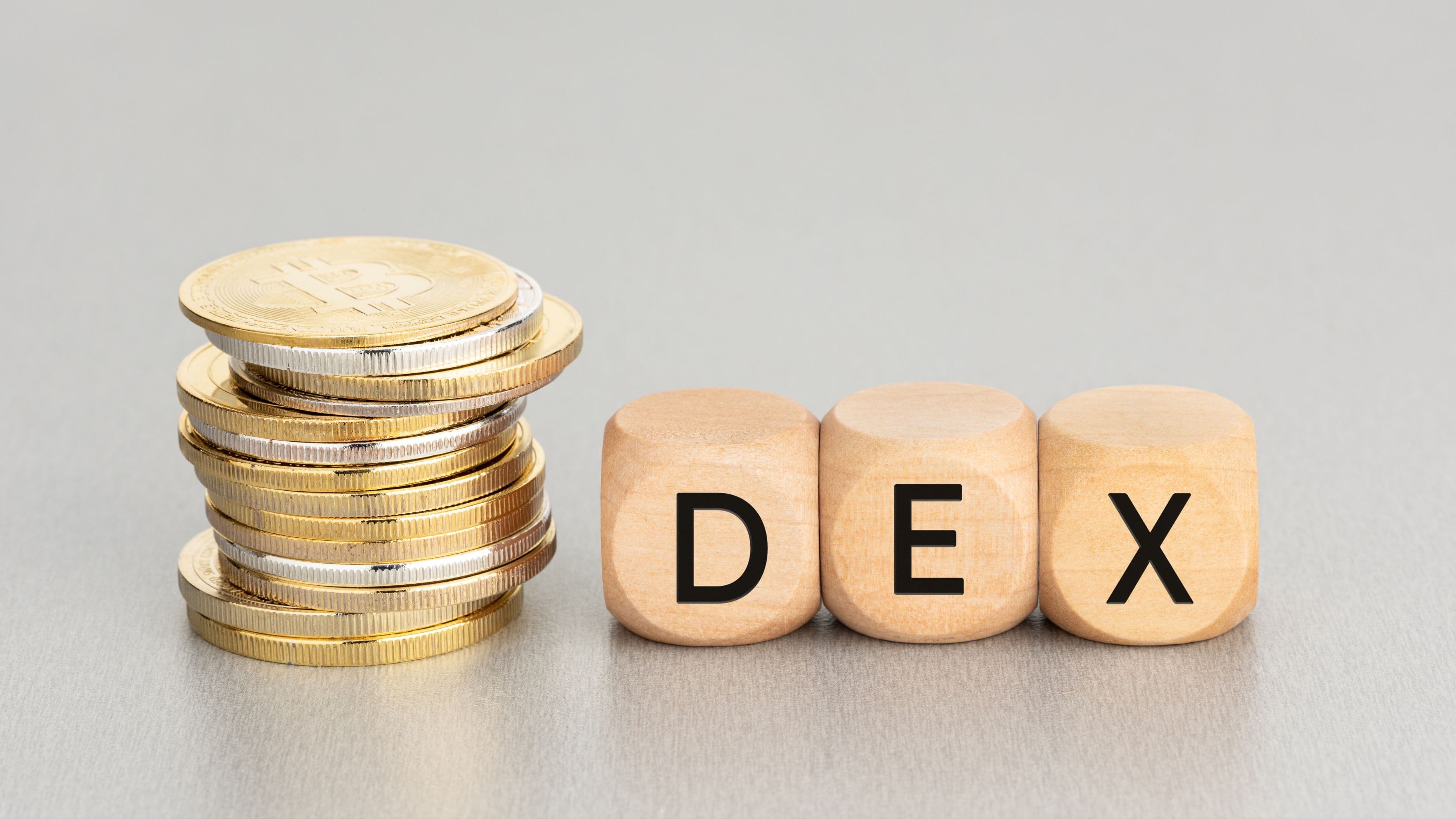 How Decentralized Exchanges Work and What Makes Them Risky